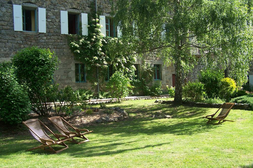 Salomony Chambre D'Hotes Marcols-les-Eaux Zewnętrze zdjęcie